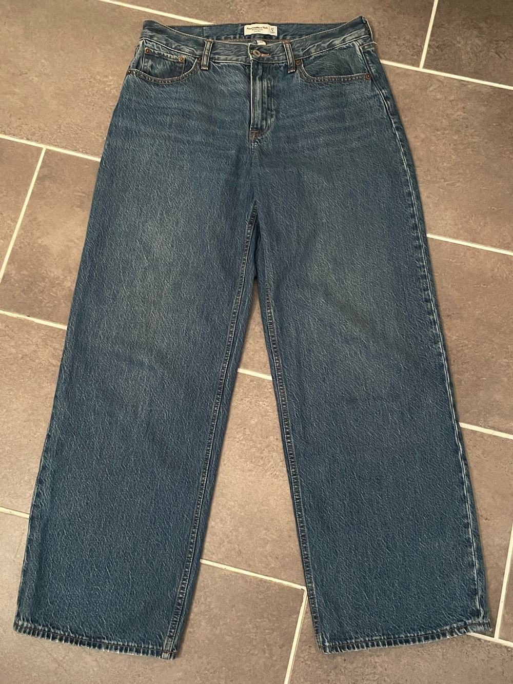 Abercrombie & Fitch Women's Dark Blue Straight Leg Jeans